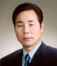 신재범