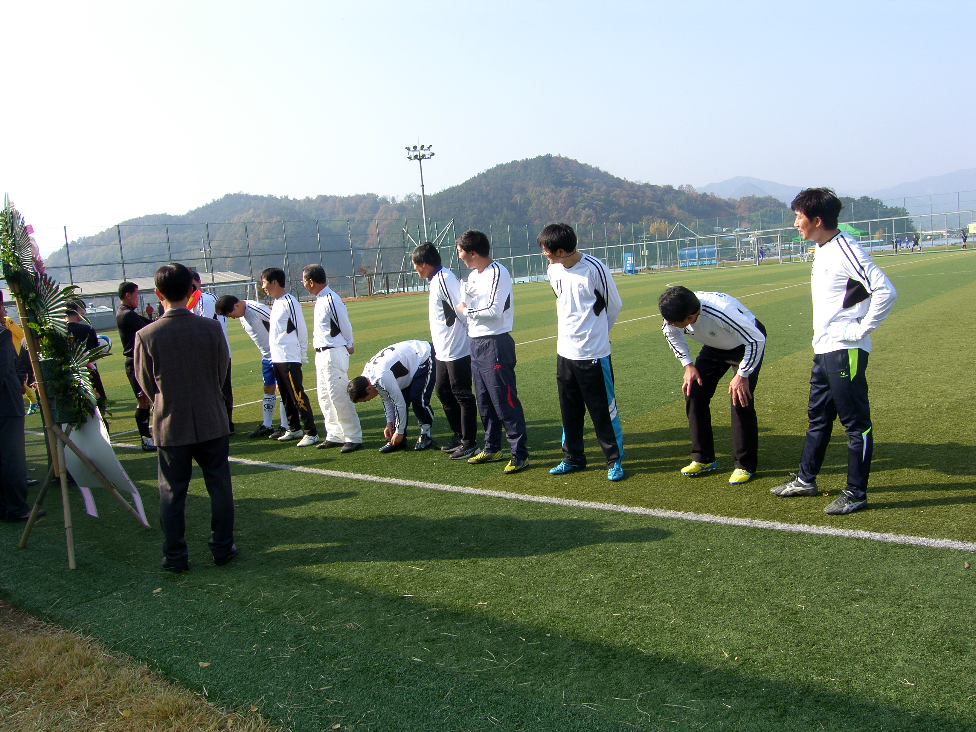 '13년 협회장기 직장별 축구대회 인조구장 녹차연구소와 1차전 경기직전 1