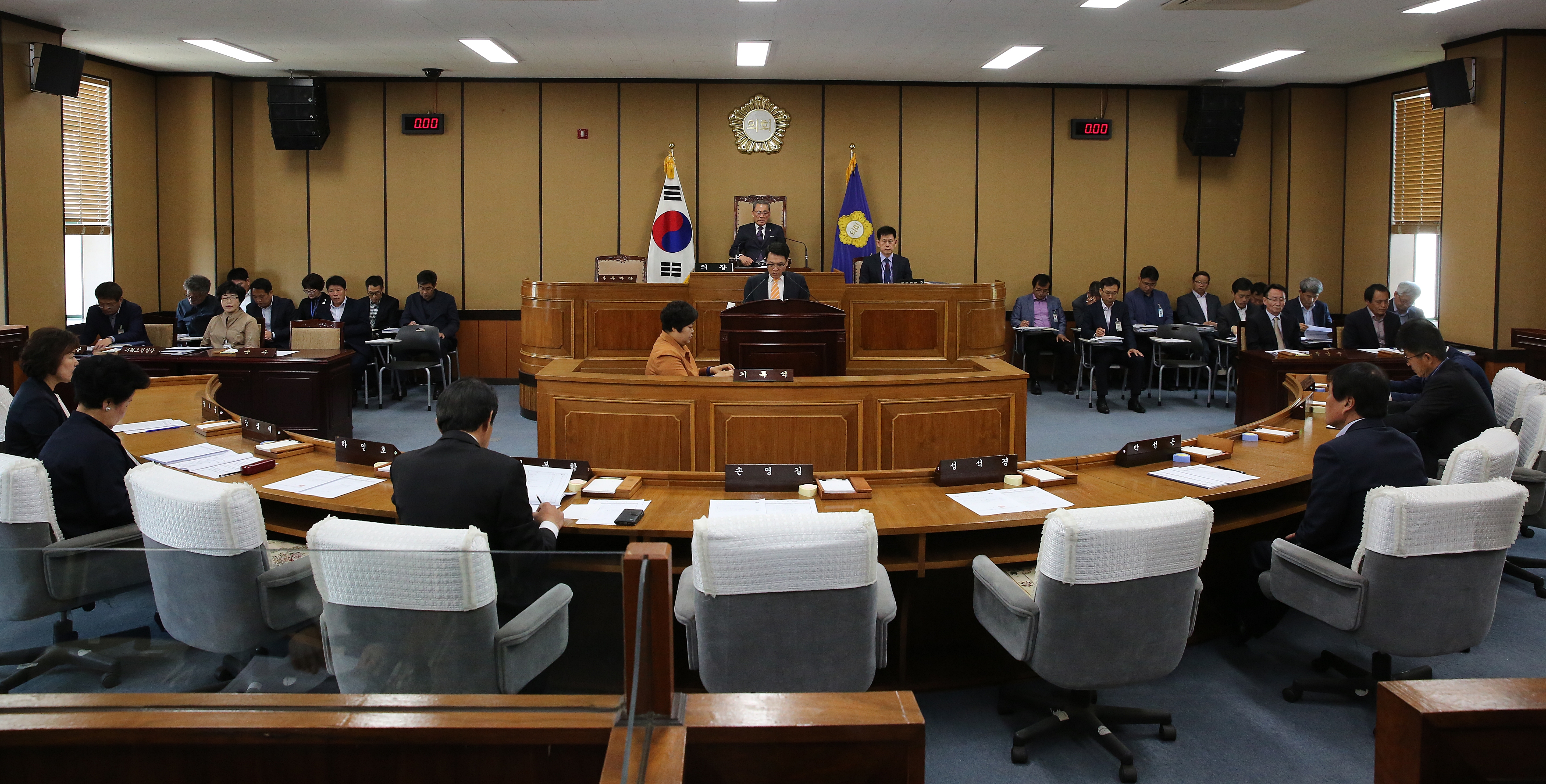 2018.4.18. 제265회 하동군의회 임시회 제1차 본회의 1