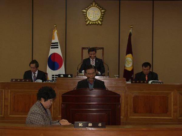 218회(2차정례회) 1차본회의 장기미집행 군계획시설현황 설명(김형노 도시건축과장)